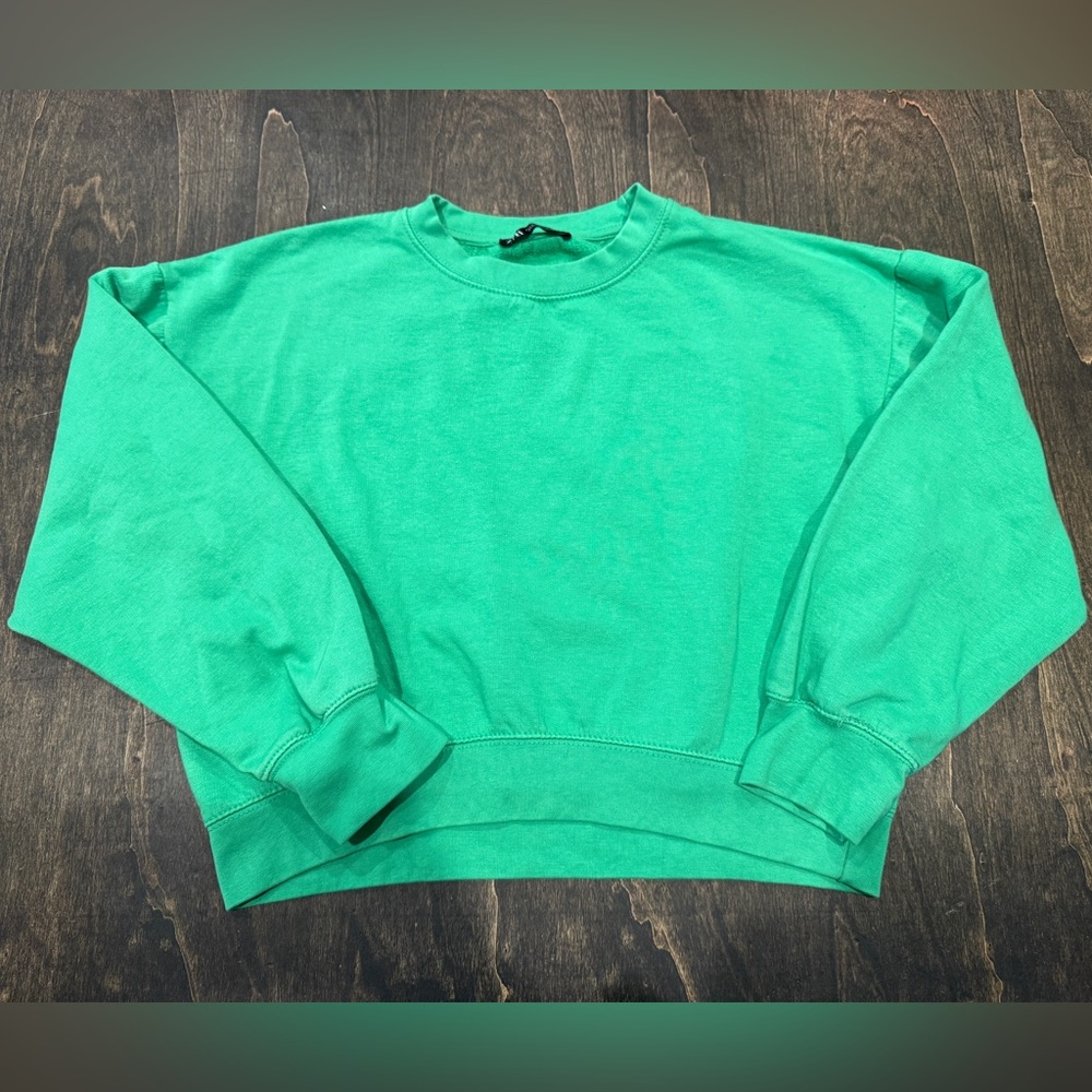 Zara Green Cropped Crewneck